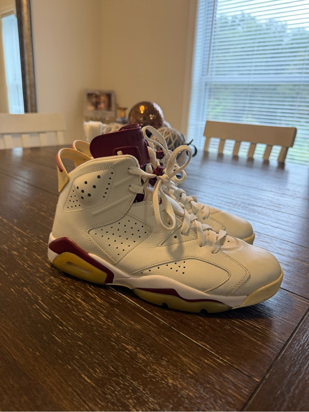 Air Jordan 6 Retro "Maroon” (size 9.5)